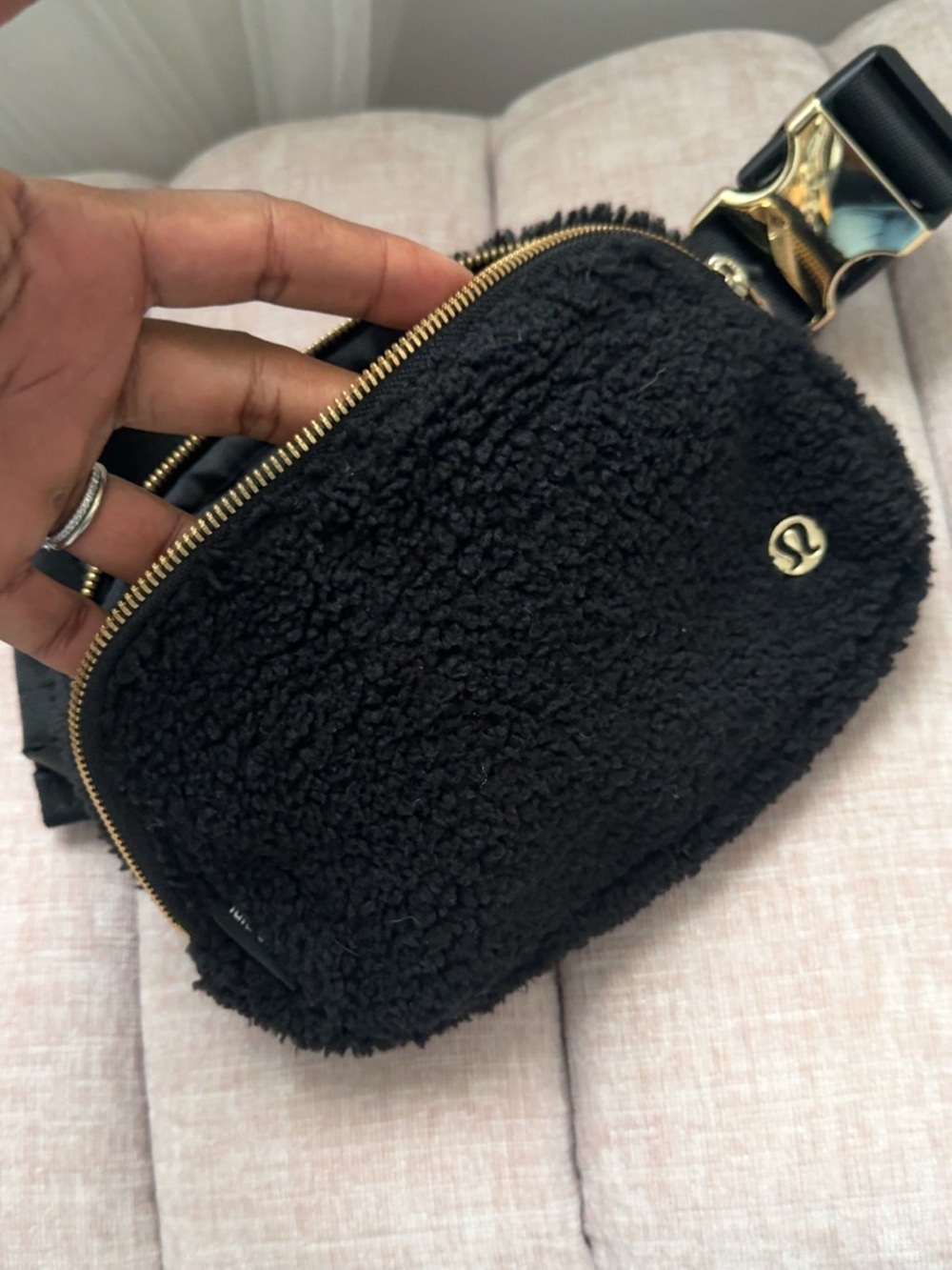 LULULEMON FLEECE SHERPA BELT BAG